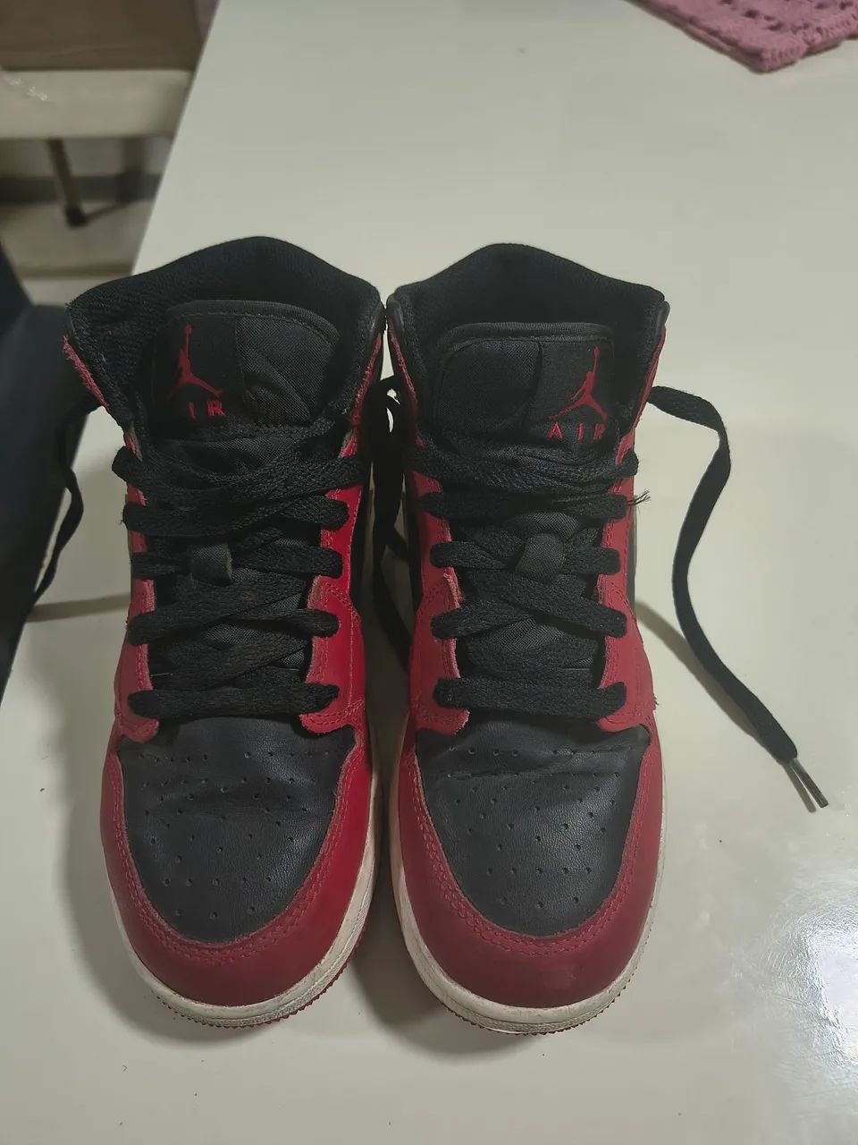 Tênis Jordan original número BR 35,5 - Foto 2