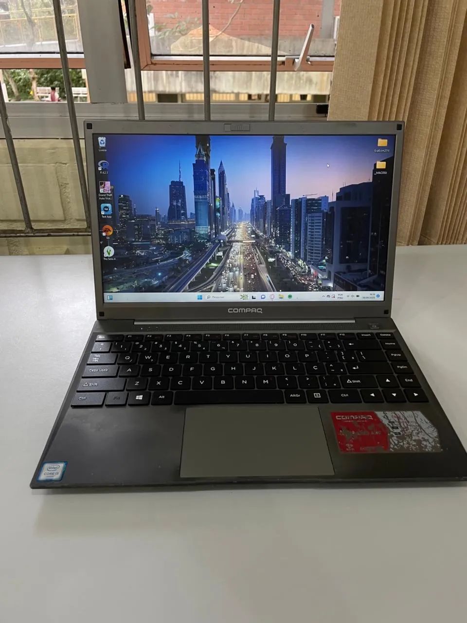 Compaq Presario 430 i3