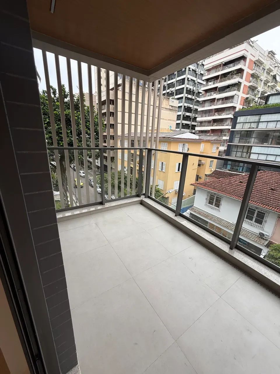 Apartamento para locação - Rua Guilhermina | 2 Suítes com Infraestrutura Completa e Vista  - Foto 3