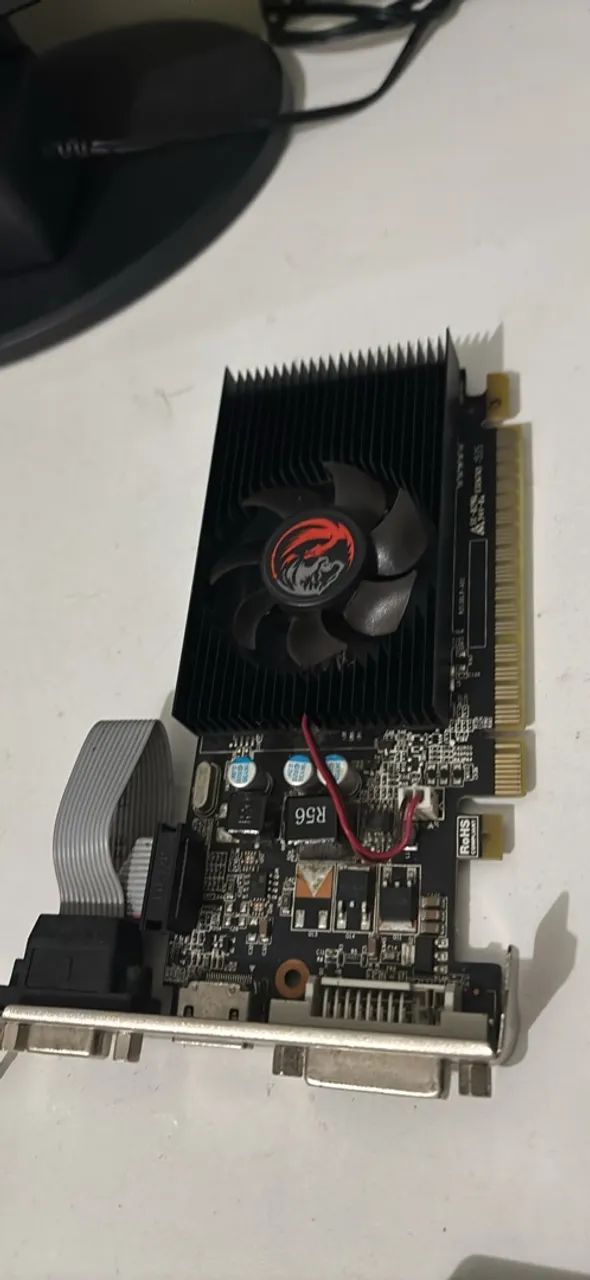 Placa de via nvidia ge force gt 710 