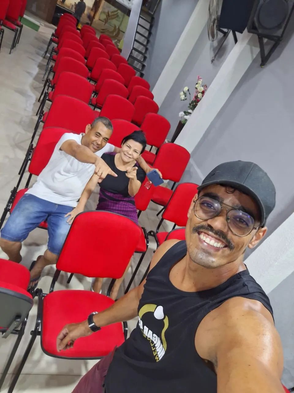 CADEIRA PARA IGREJA 