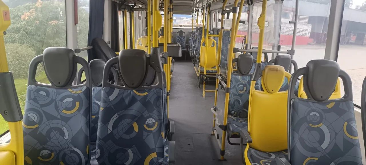 MB 1721 2015/2/15 36L e ar $185 - Foto 3