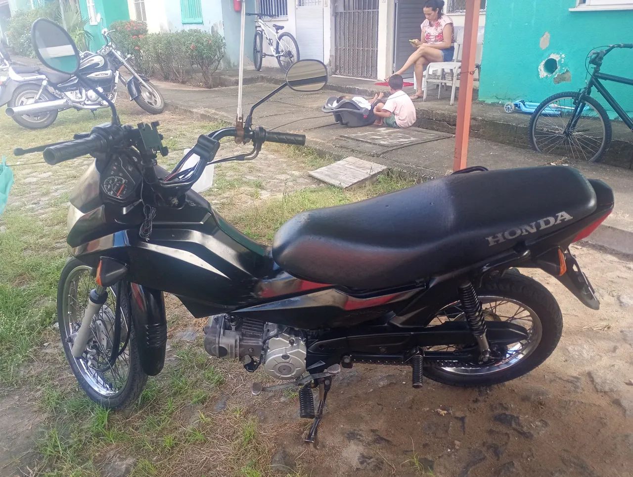 Uma moto bem conservada telefone: * - Foto 2