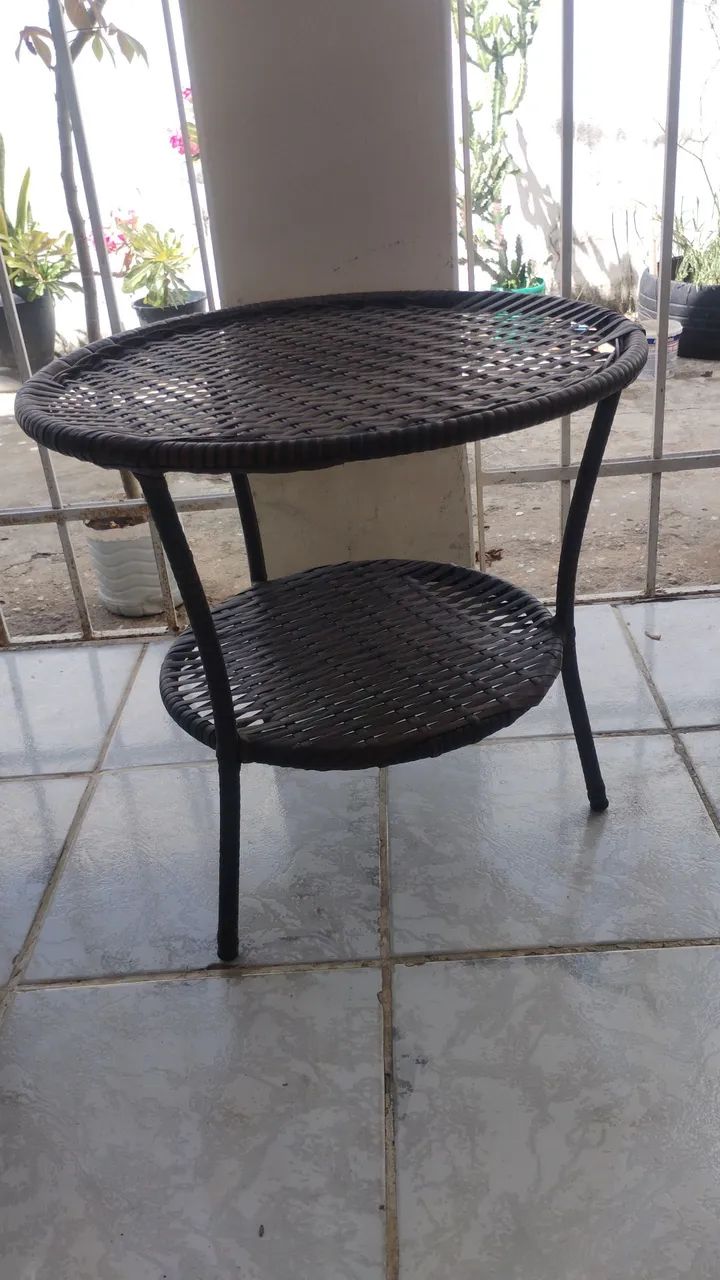jogo de quatro cadeiras, com mesinha de centro para varanda - Foto 4
