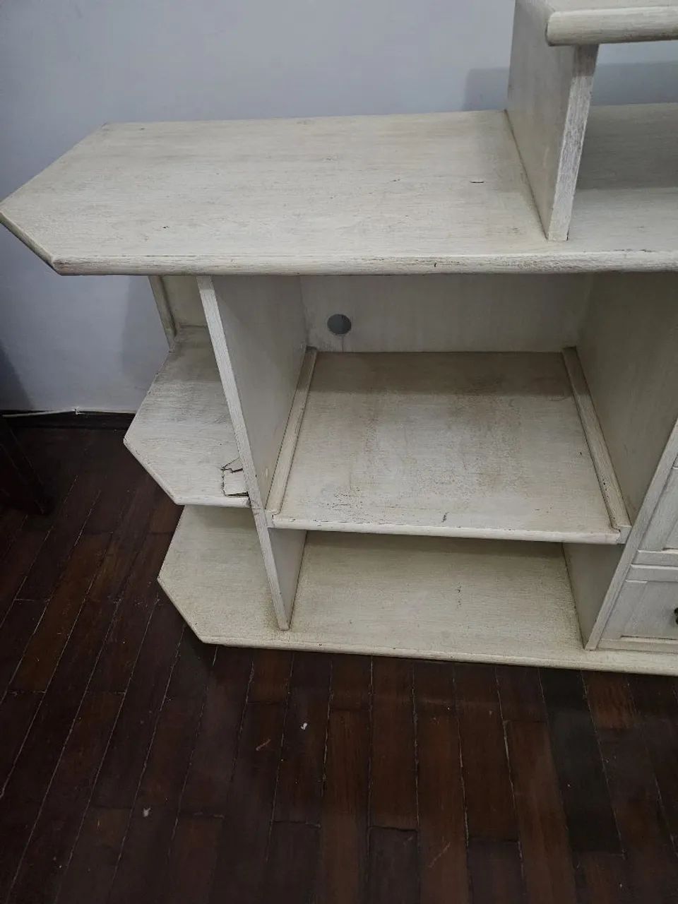 Rack de madeira maciça