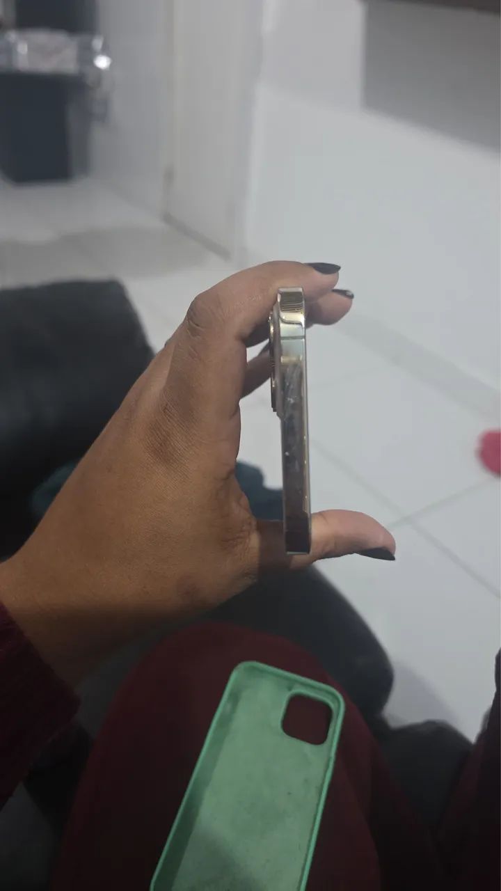 iPhone 12 Pro Max 256 GB - Dourado - Foto 5