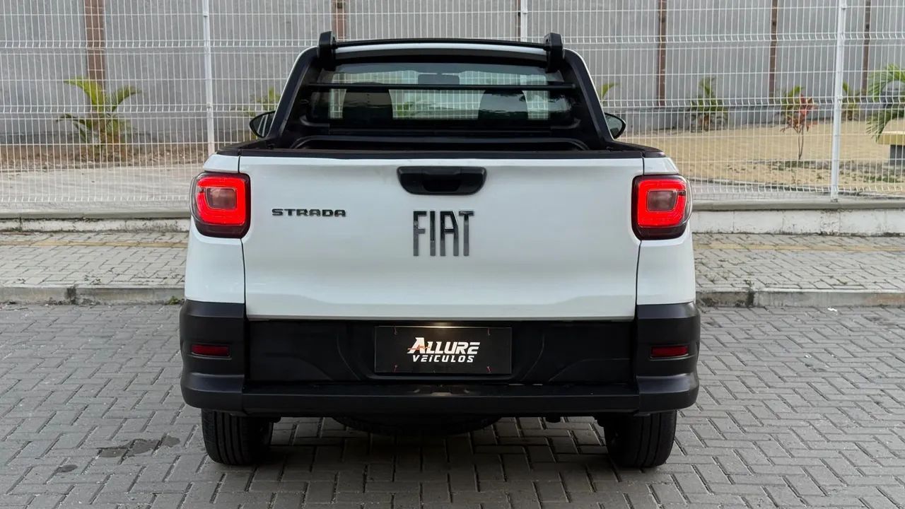 Fiat Strada Endurance 1.4 Flex 8V CS Plus 2023 - Foto 4