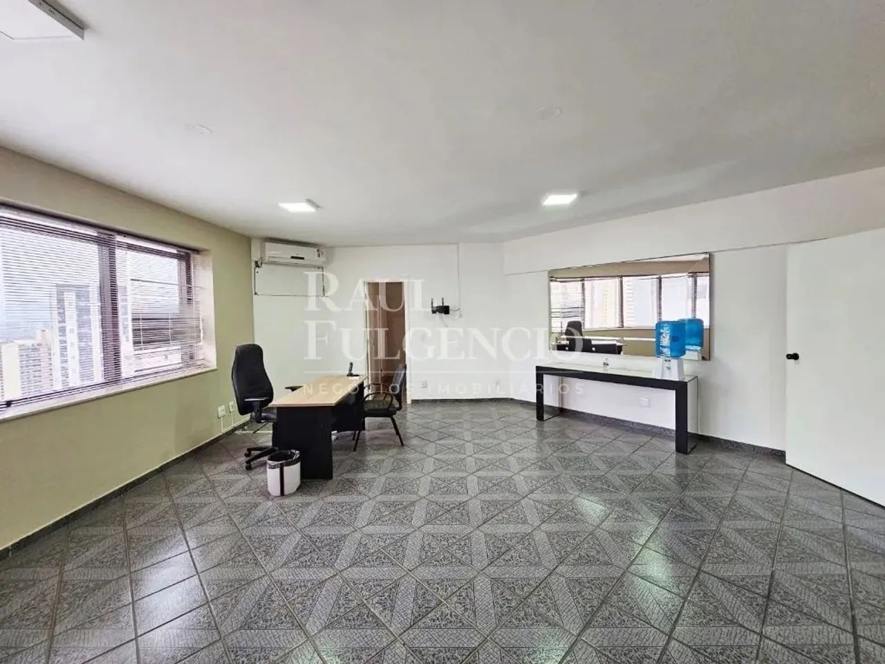 Sala Comercial na Av. Higienópolis - Ed. Newton Câmara - Foto 2