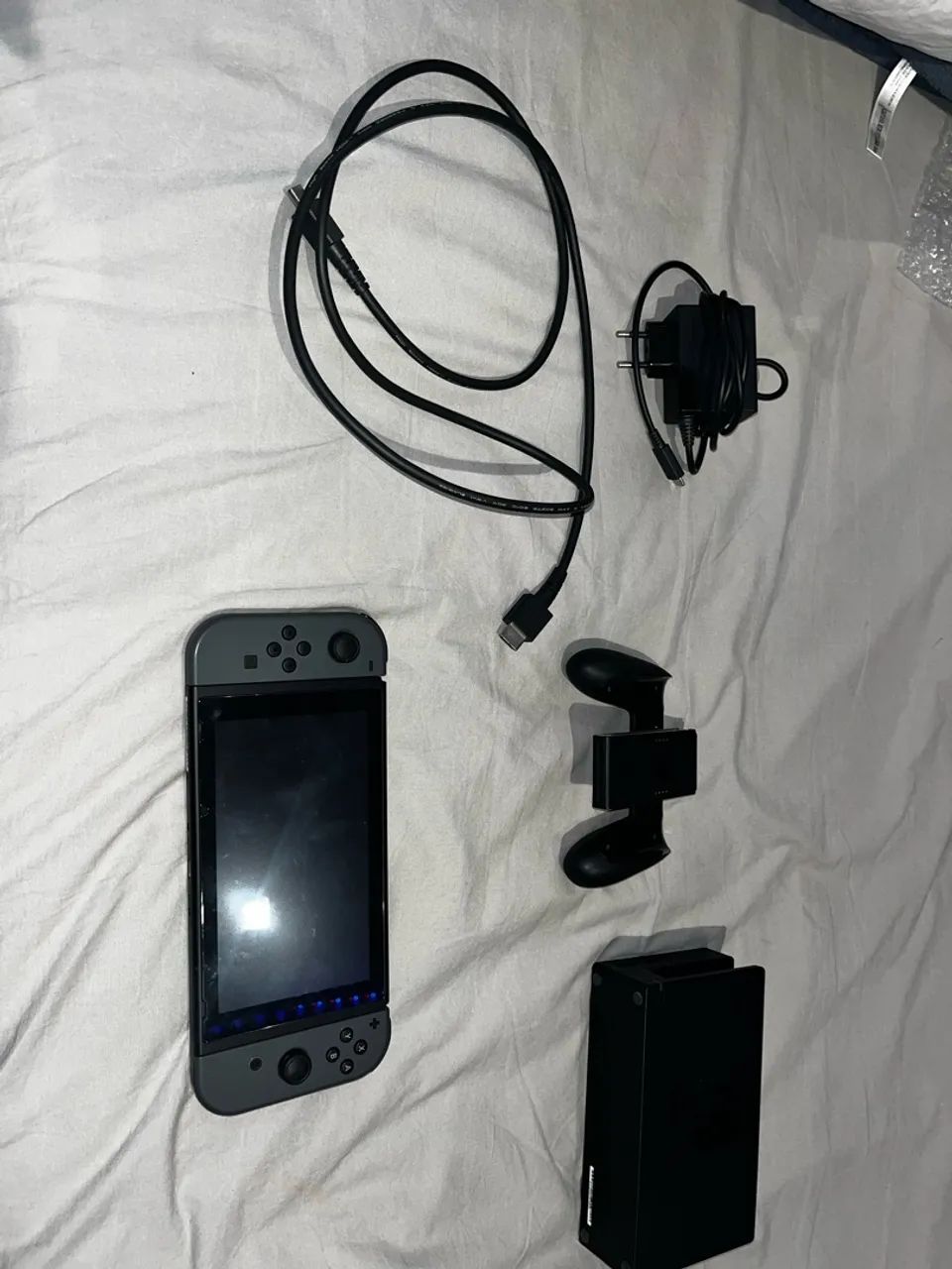 Nintendo Switch Cinza Desbloqueado + Dock e Acessórios - Foto 3