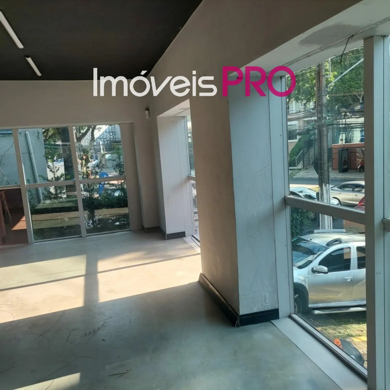 Ponto comercial na Av. Pacaembu com 500m² - Foto 2