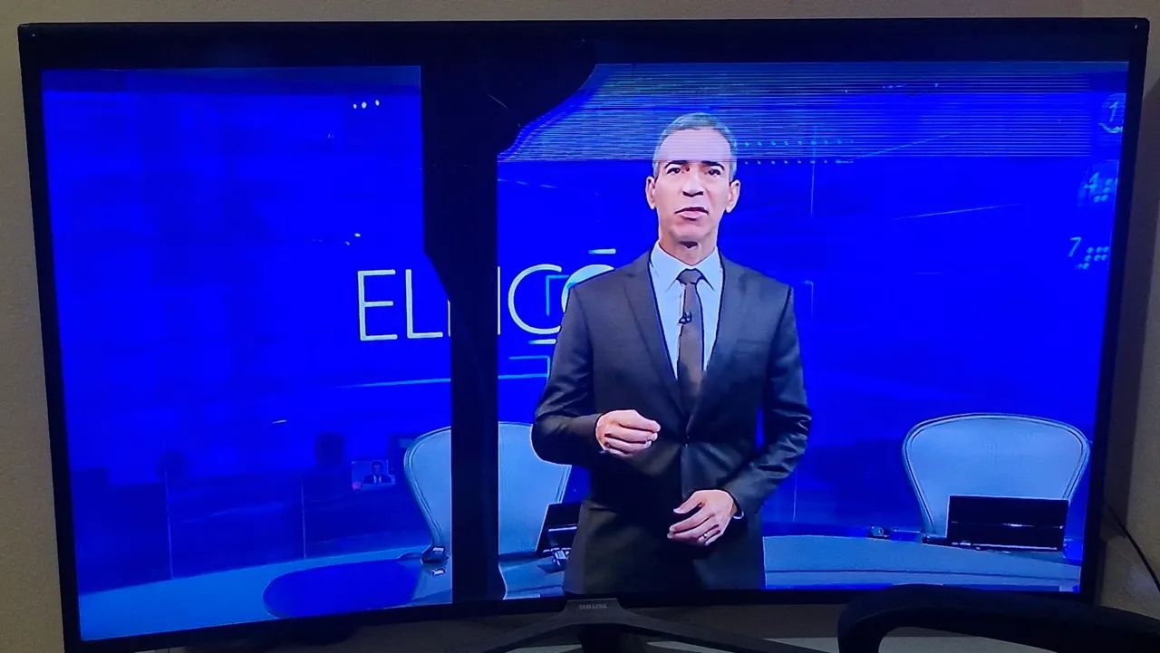 Peças TV Sanssung Curved - Foto 2
