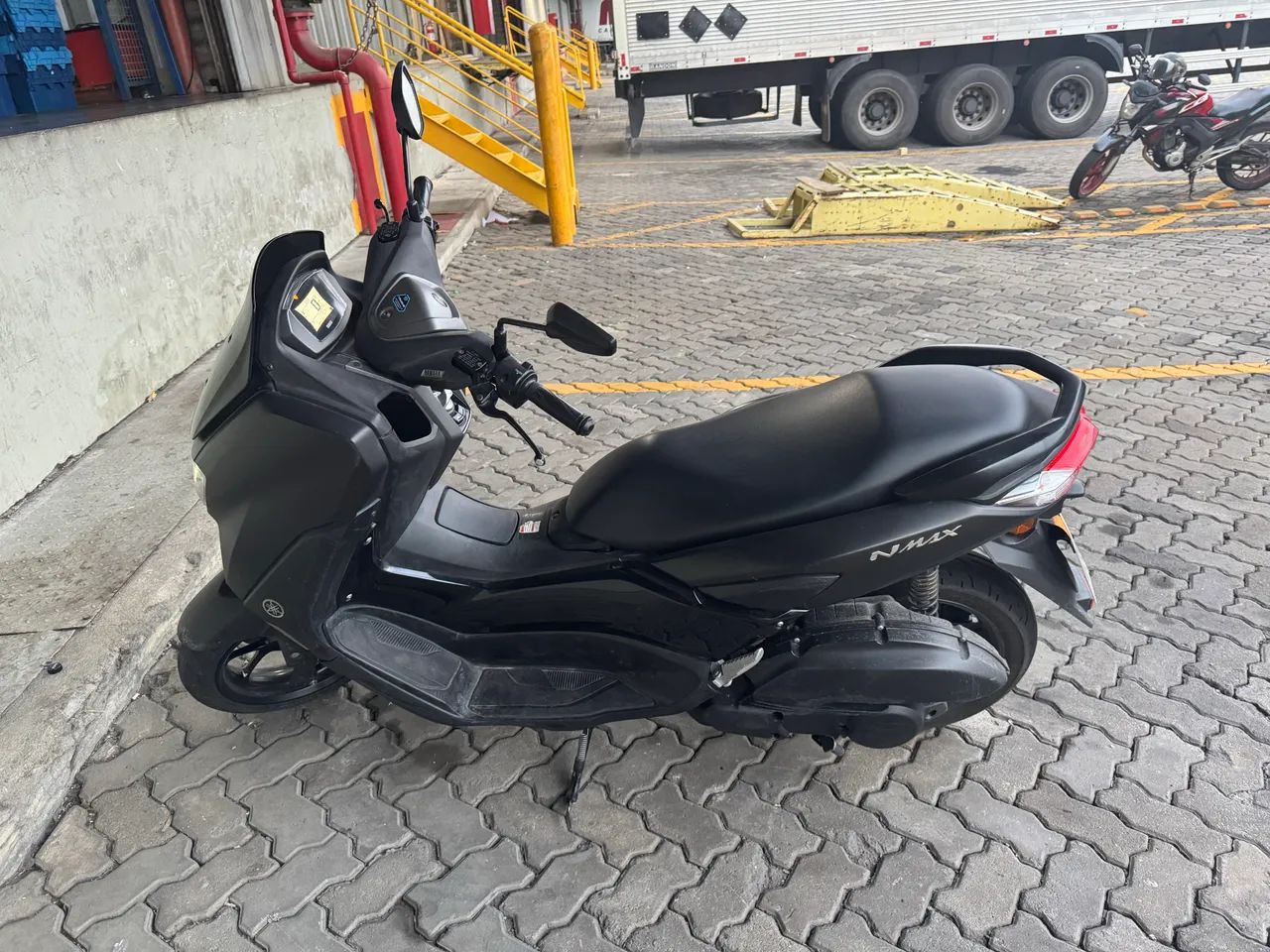 Nmax 2024 - Foto 4