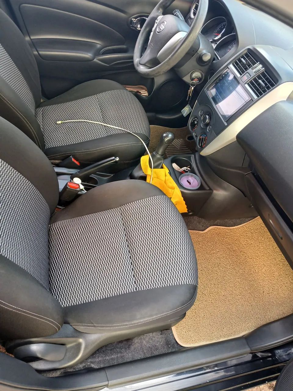 Nissan Versa SV 1.6 16V Flexstart 4P Mec. 2016 - Foto 2