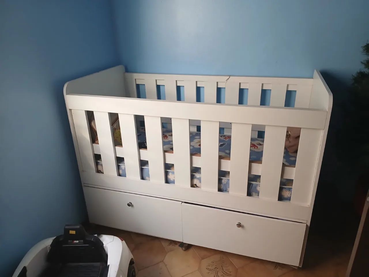 vende se berço com colchao  - Foto 2