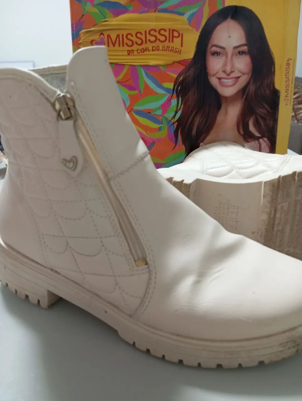 BOTA SEMI NOVA CREME  - Foto 2