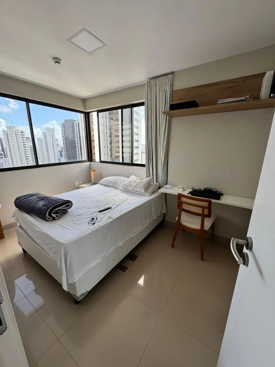 Flat mobiliado andar alto excelente  - Foto 4