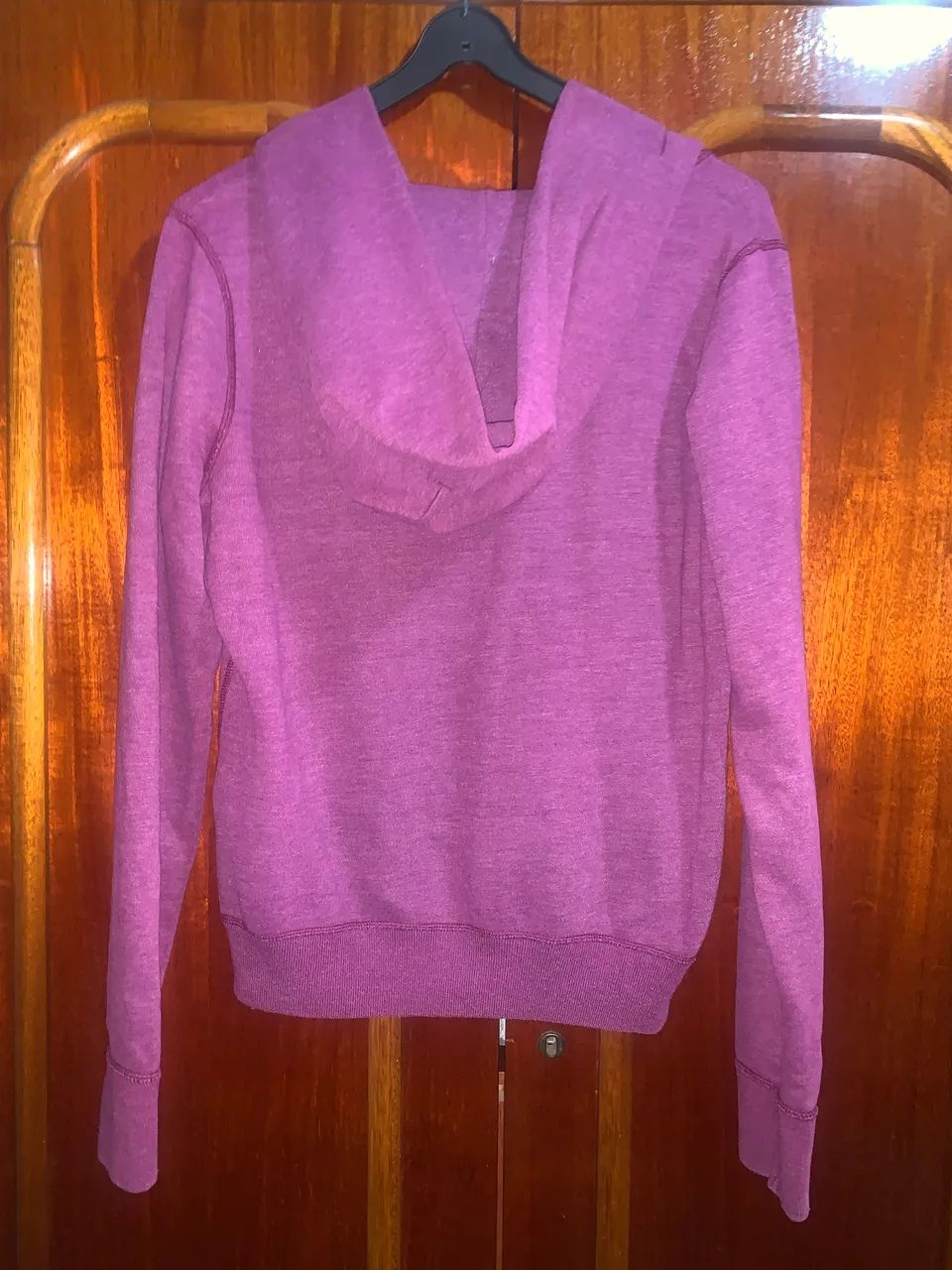  Casaco em moleton feminino com capuz - Foto 2