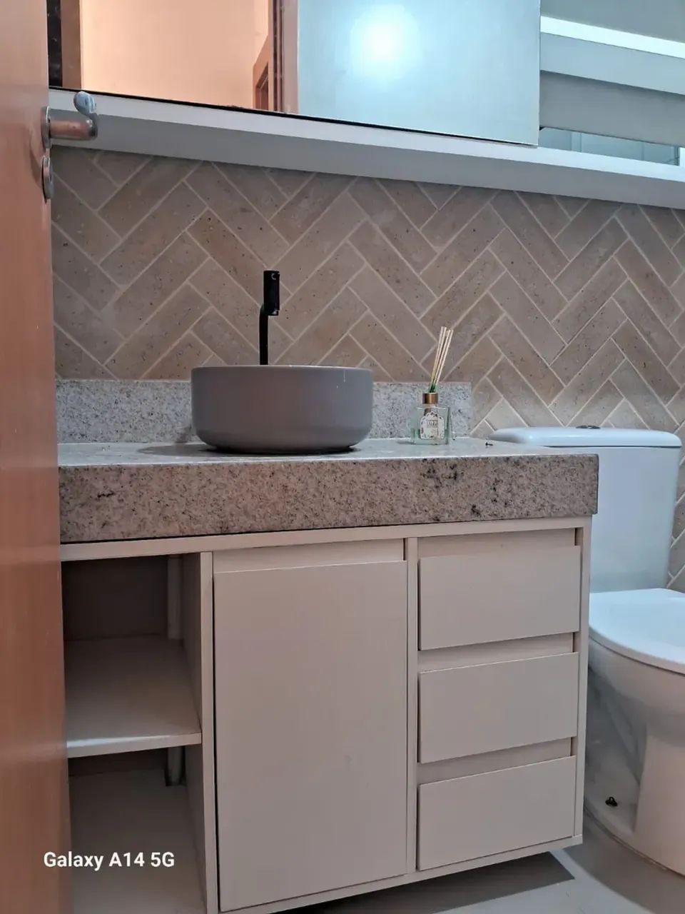 Apto lindo de 02 quartos para o nascente! - Foto 3