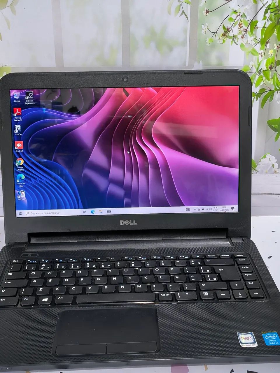 Notebook Dell i5 com placa de vídeo 