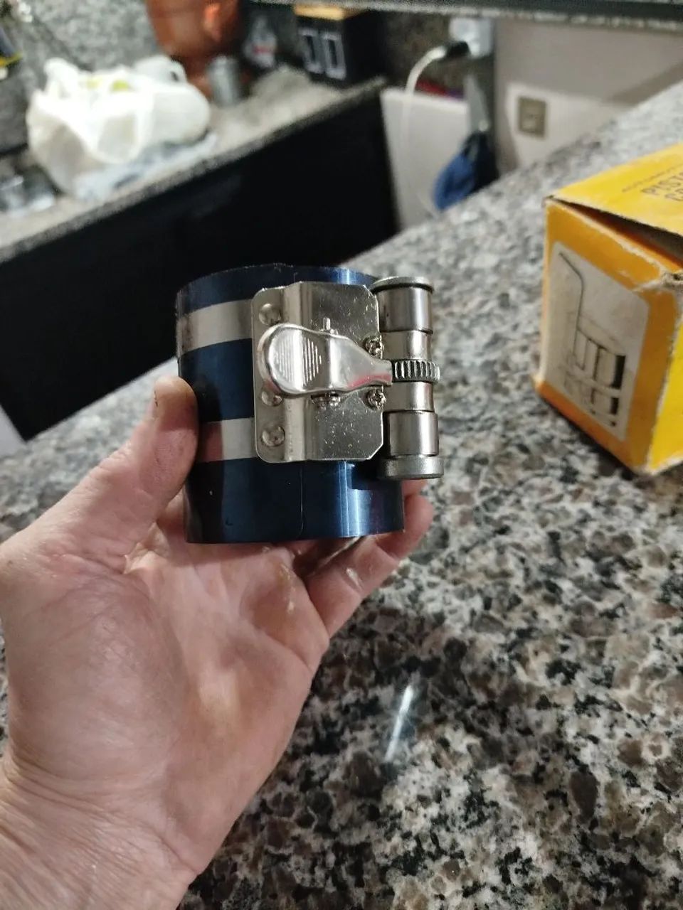 Ferramenta de motor.