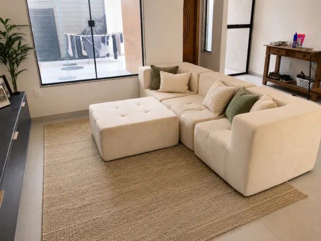 Sofá Modular 3 Lugares com Chaise Bouclé Nude/Bege - 2,58m
