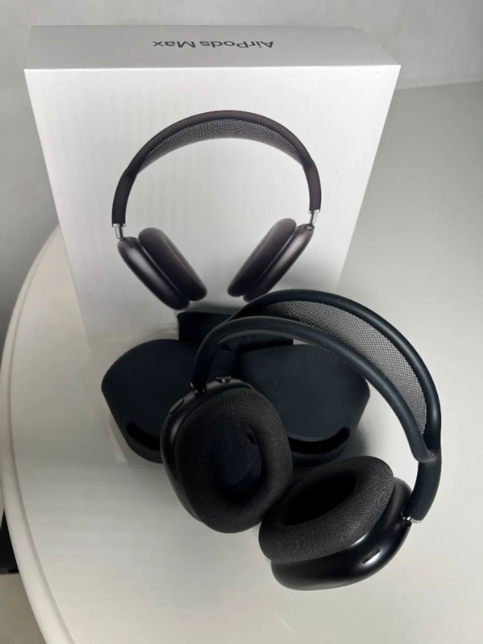 AirPods Max Cinza Espacial - Seminovo - Completo na Caixa - Fones