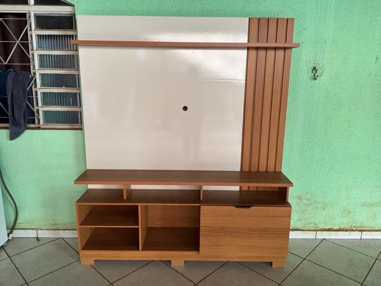 Vende-se Rack com painel