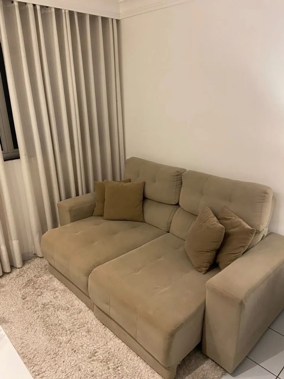 Sofá elegante 2 lugares com almofadas  - Foto 2