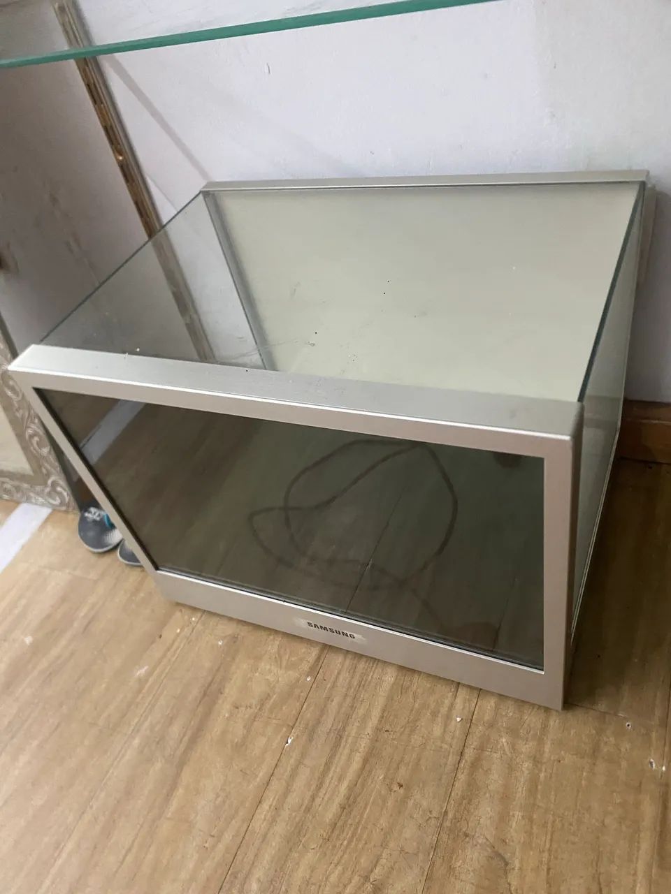 Vendo vitrine expositora Samsung  - Foto 3
