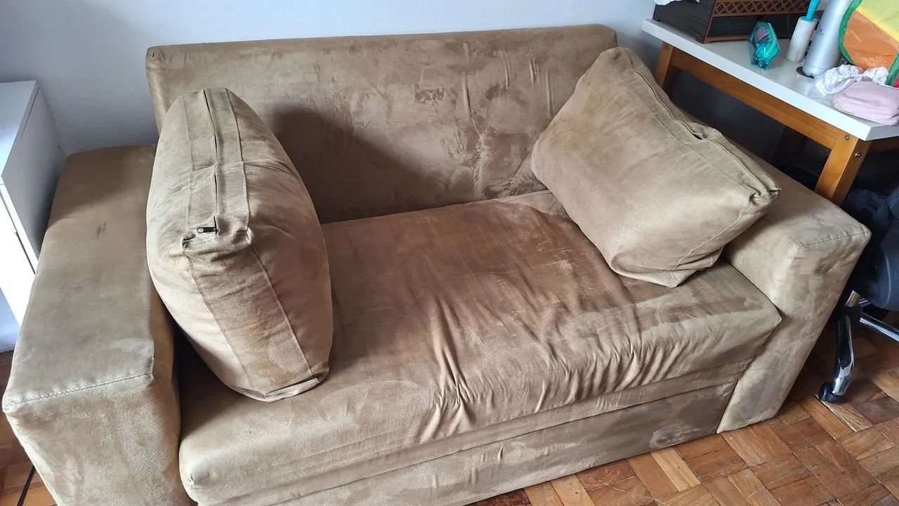 Sofá-cama 2 lugares seminovo