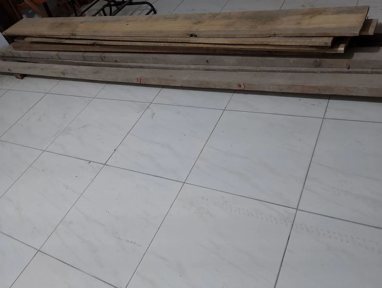 Telhas,linhas e tábuaspara construção  - Foto 4