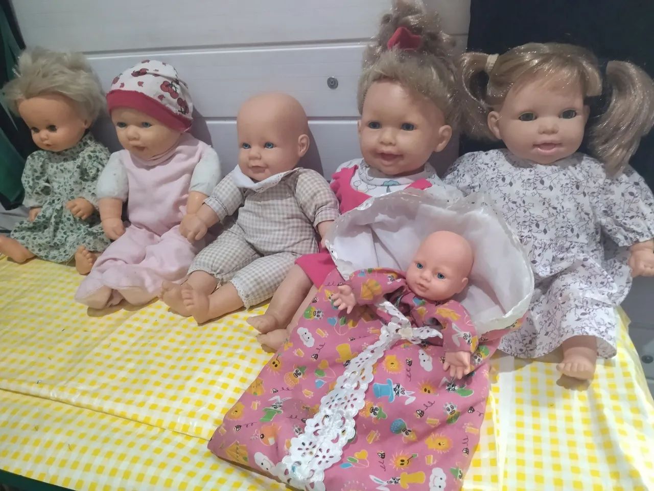 Lote de bonecas antigas 