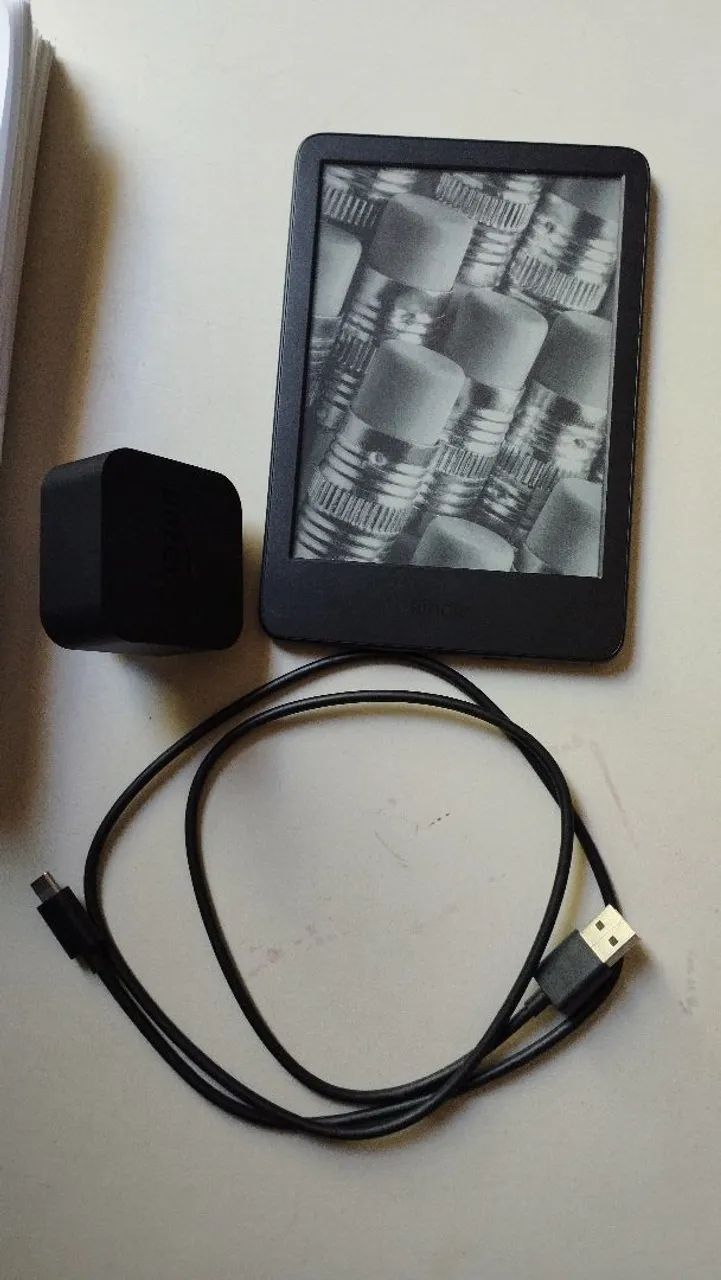 Kindle 11ª geração 2022 + fonte