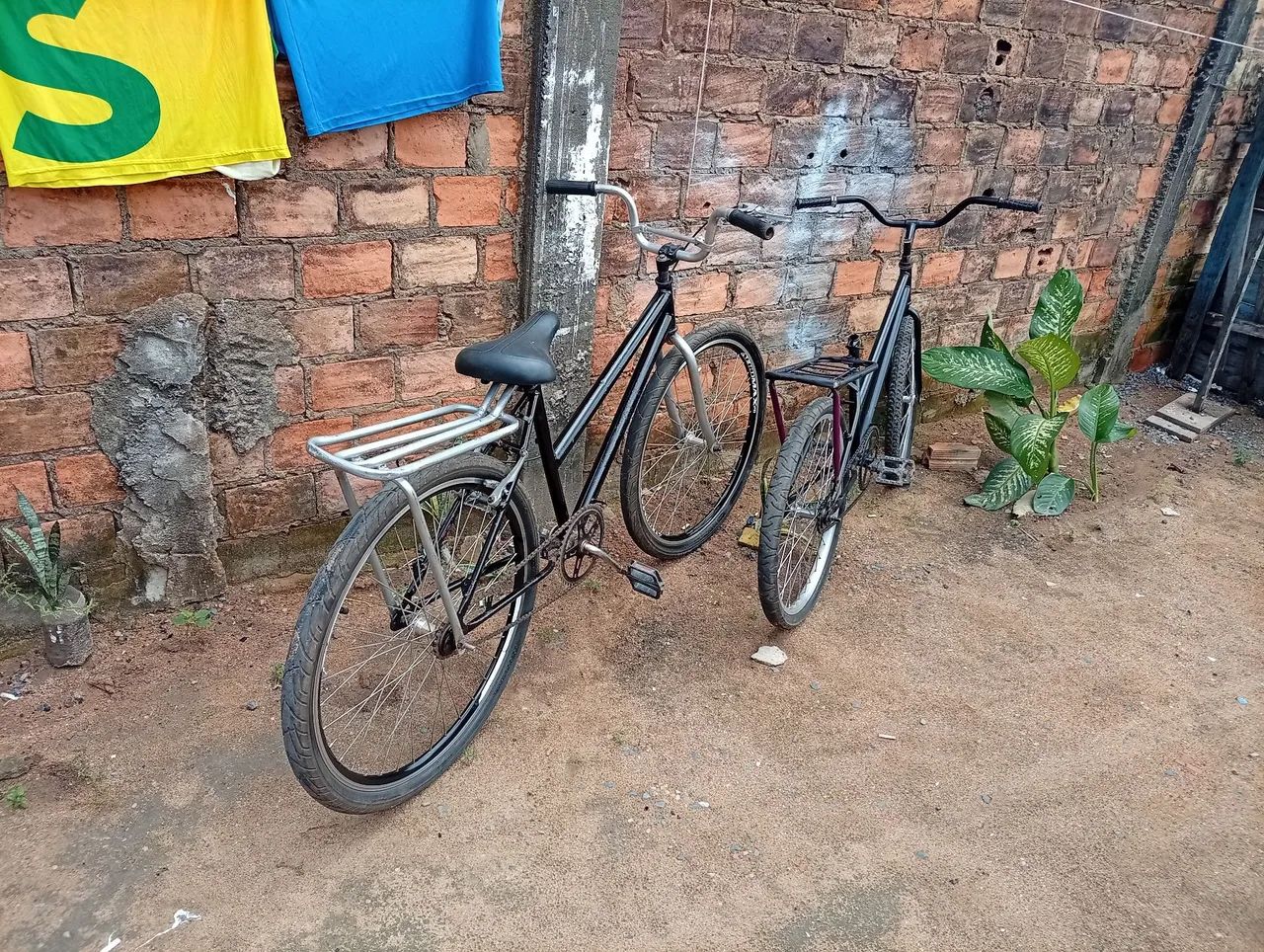 Vende se essas duas bicicleta uma Aro24 e outra Aro26  - Foto 2