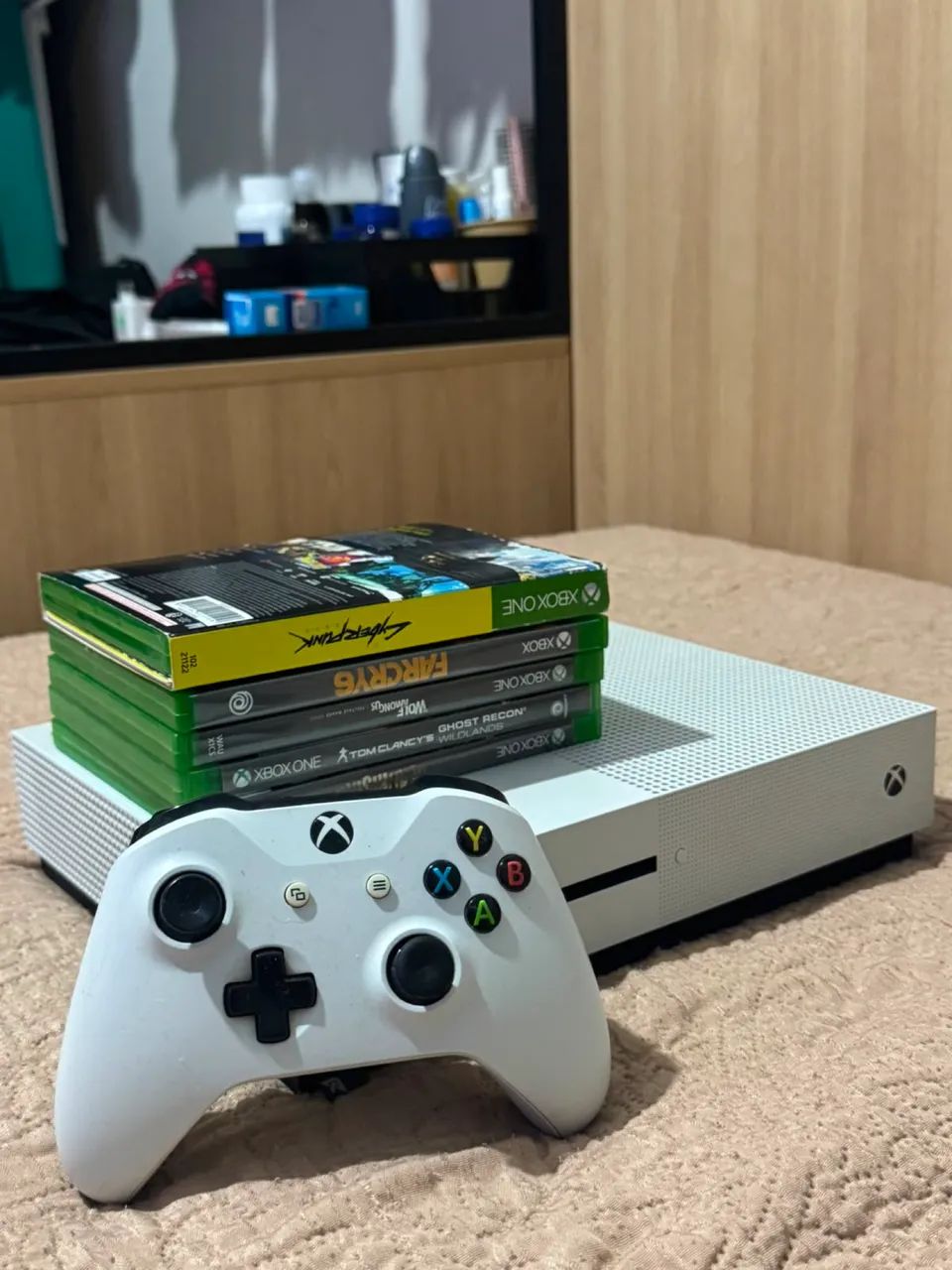 Xbox One S 