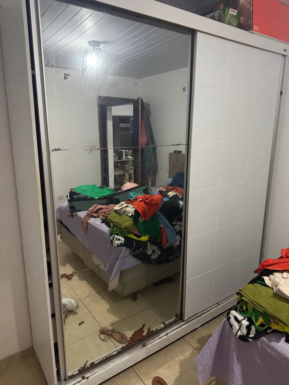 Guarda-roupa grande branco espelhado  - Foto 4