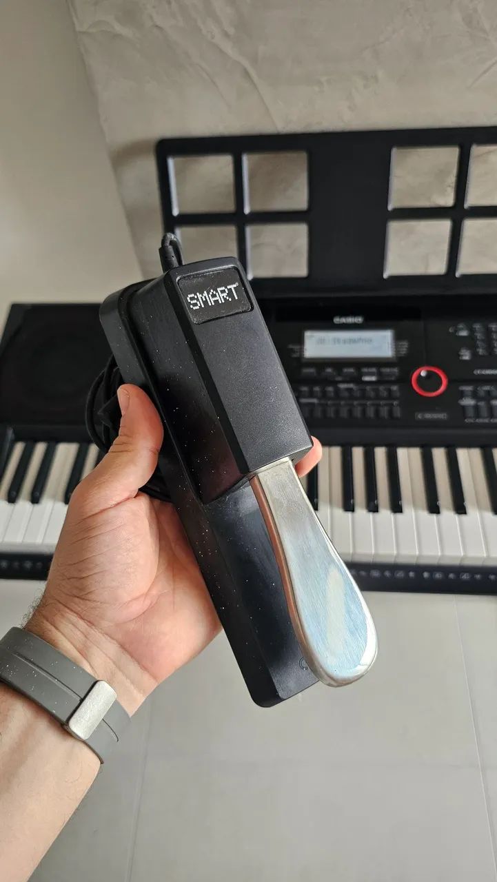 Casio CT-X3000 semi novo - Foto 5
