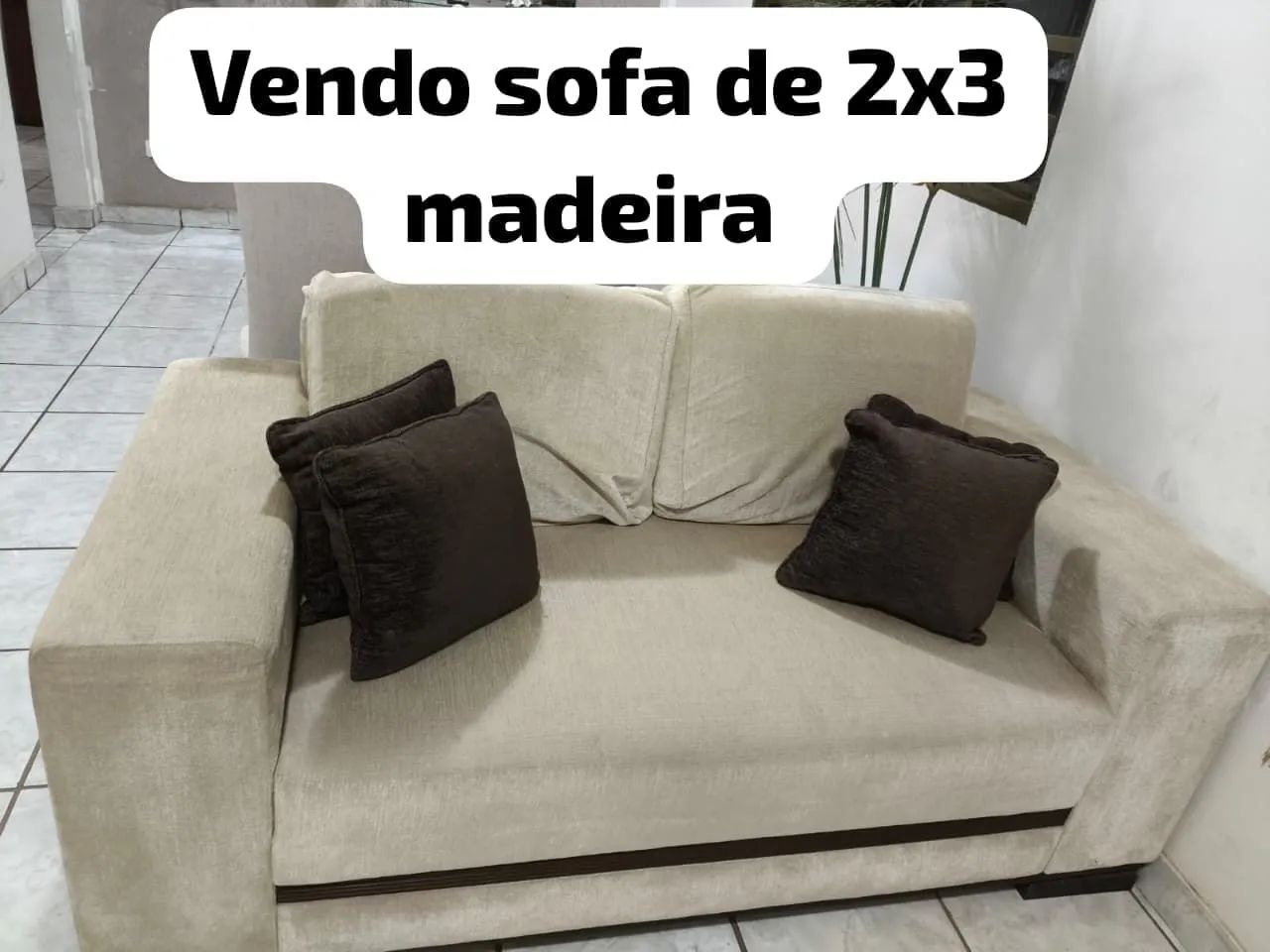 Vendo conjunto sofá madeira 