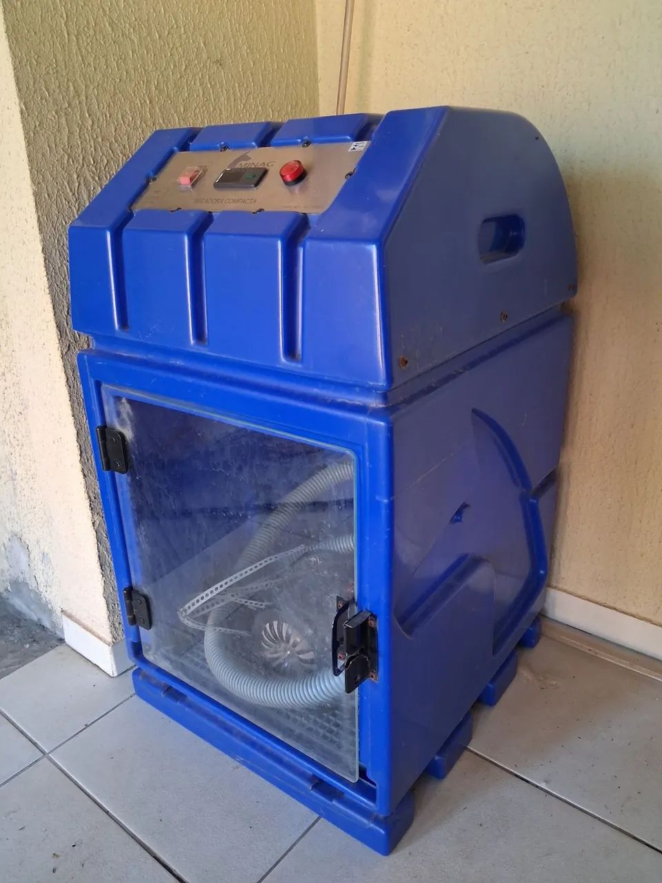 Máquina de secar pet minag compacta 220v.