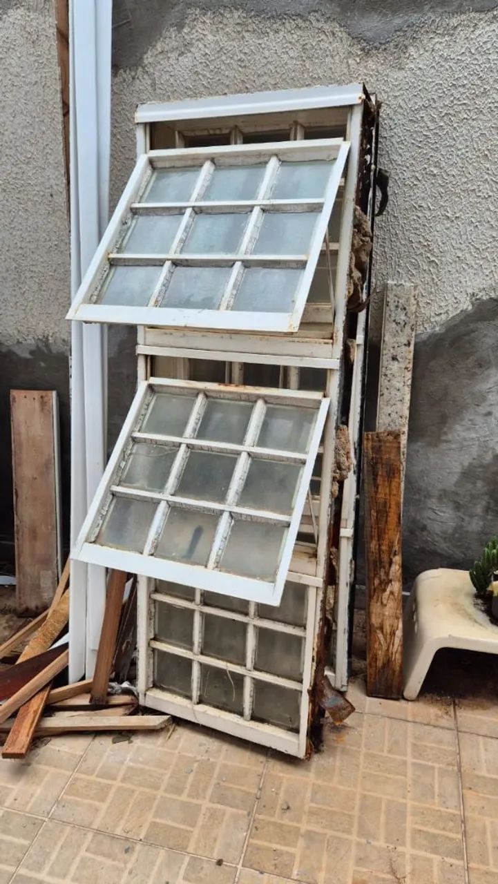 Windows in Various Sizes65569130723715121