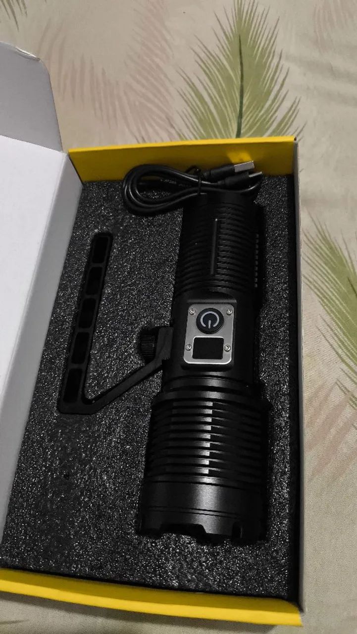 Lanterna forte  - Foto 2