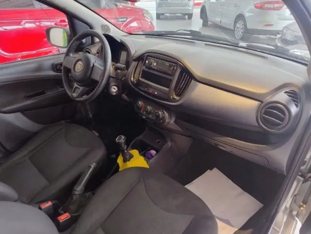 Fiat Uno DRIVE 1.0 Flex 6V 5p, foto 10 de 16
