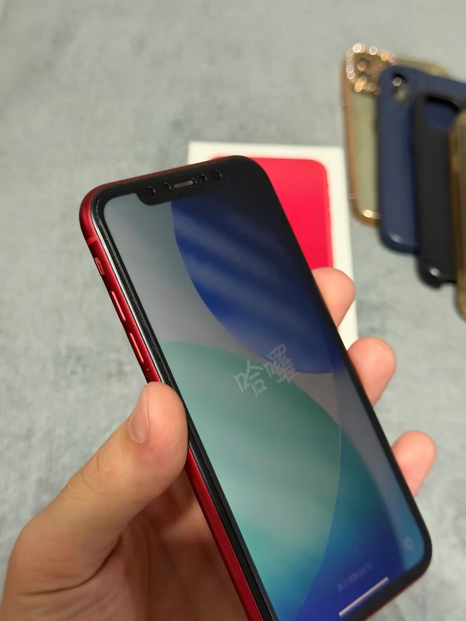iPhone 11 RED 128GB - Foto 4
