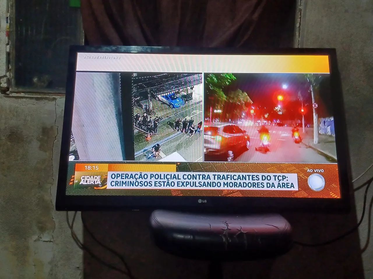 Vendo tv de plasma 42 polegadas nao e smart nao e smart mas por 600.00 nao entrego - Foto 2