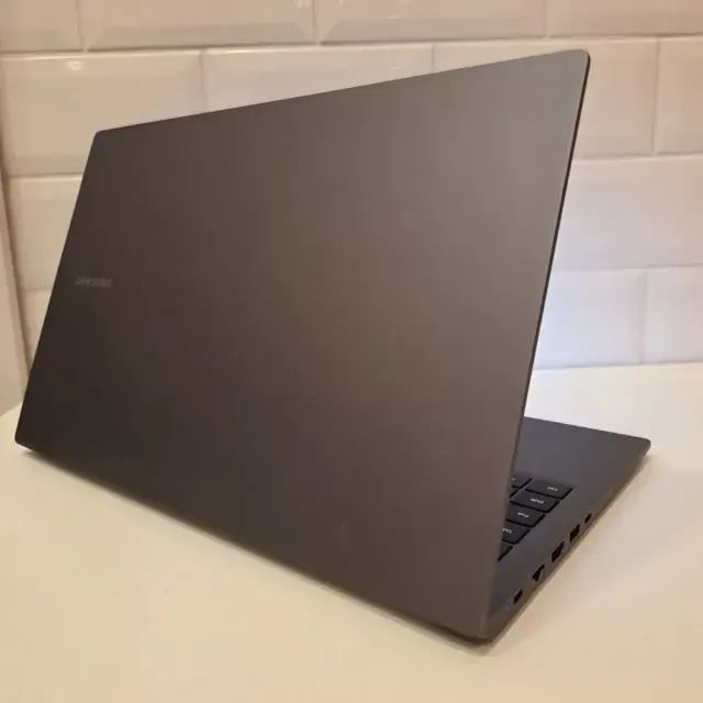 Notebook Samsung GalaxyBook4 i5 13th - 8Gb Ram - SSD - Foto 4