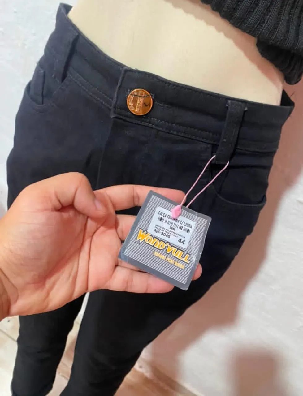 Calça jeans preta  - Foto 3