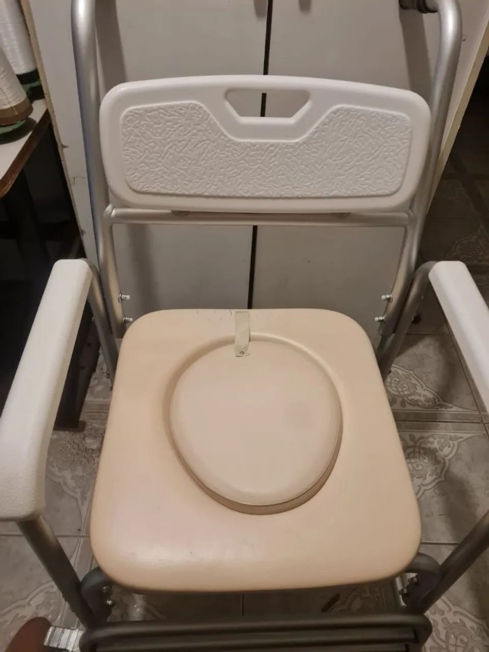 Cadeira higiênica