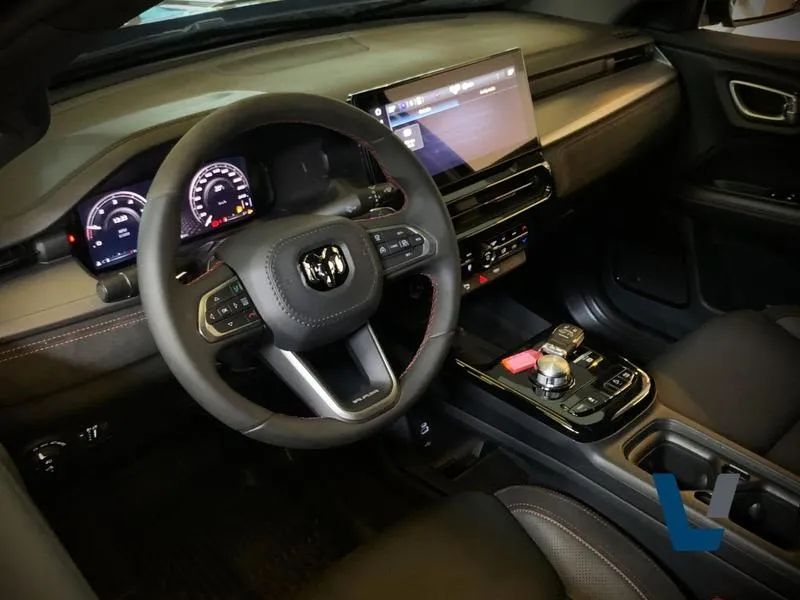 Ram Rampage R/T Hurric. 2.0 TB CD 4X4 Aut. 2025 - Foto 8