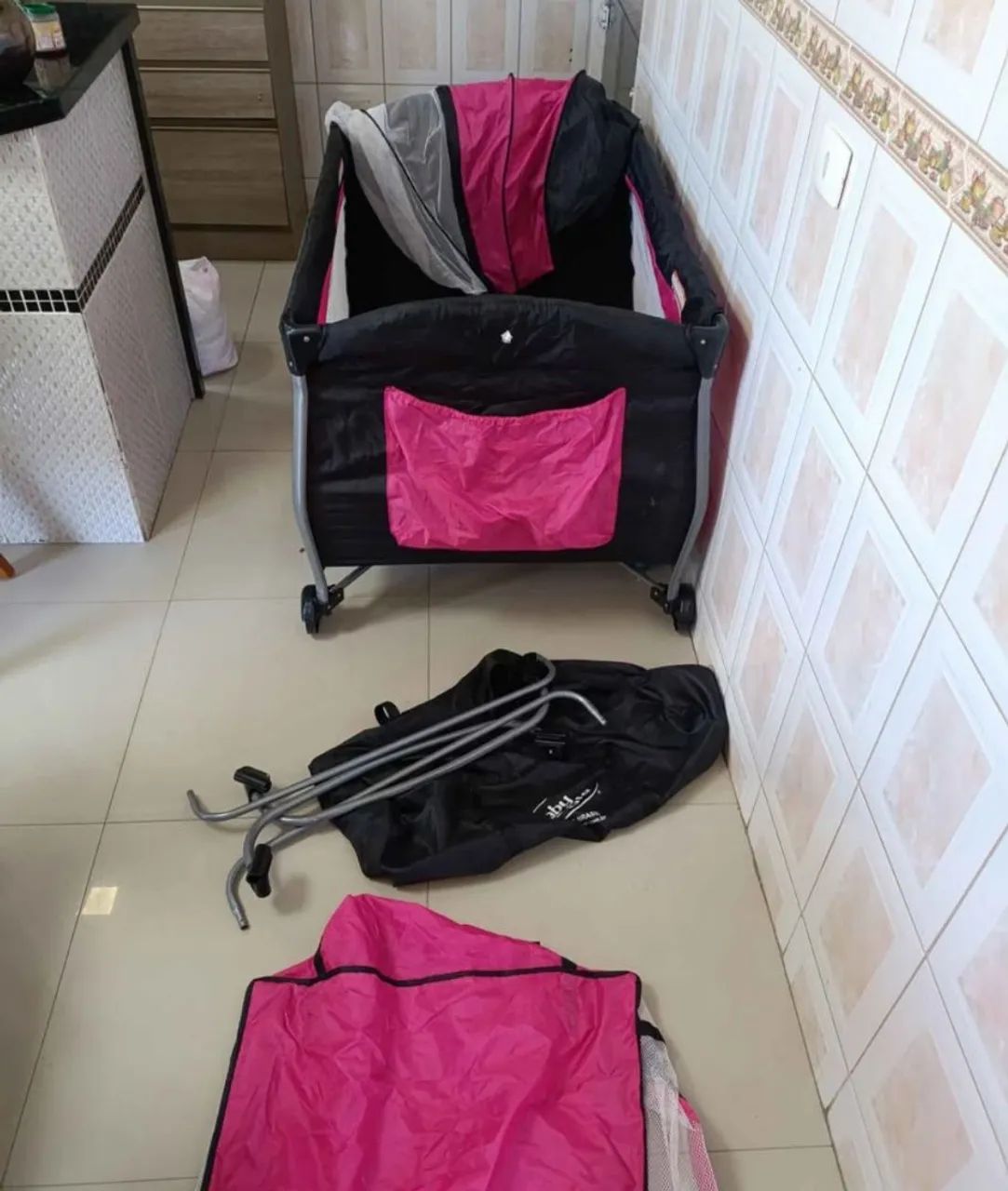 Berço chiqueirinho nunca usado  - Foto 3