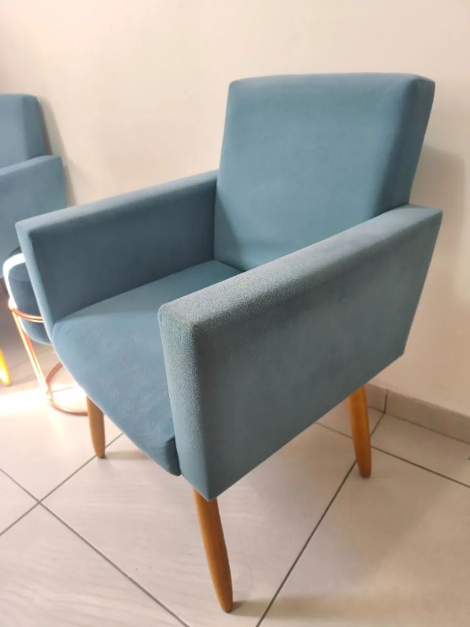 Armchair453011496816486400